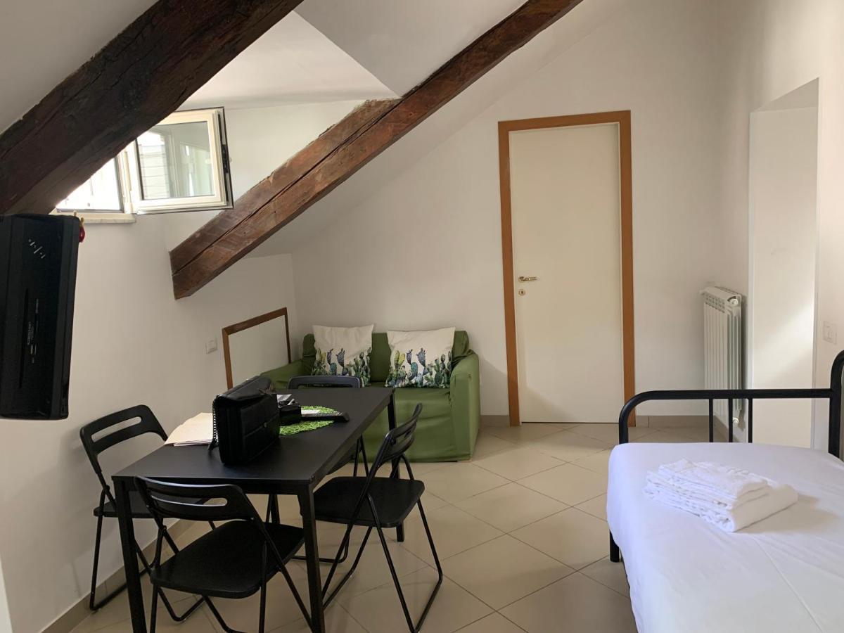 Folle Citta B&B Νάπολη Εξωτερικό φωτογραφία